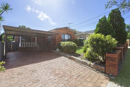 32 Lascelles Avenue, Greenacre - Image 1