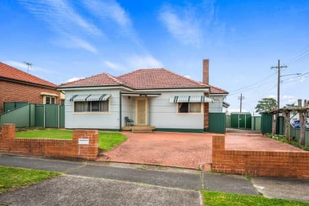 247 Park Road, Auburn - Image 1