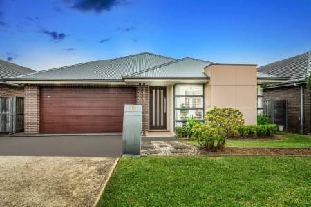 19 Fairfax Street, The Ponds - Image 1