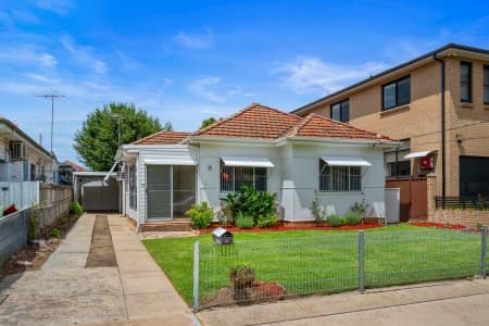 16a Heath Street, Auburn - Image 1