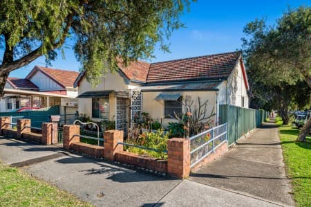 49 Alice Street, Auburn - Image 1