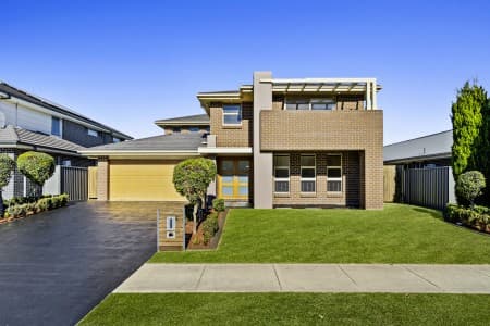 48  Discovery Circuit, Gregory Hills - Image 1