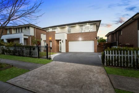 19 Lyrebird Crescent, The Ponds - Image 1