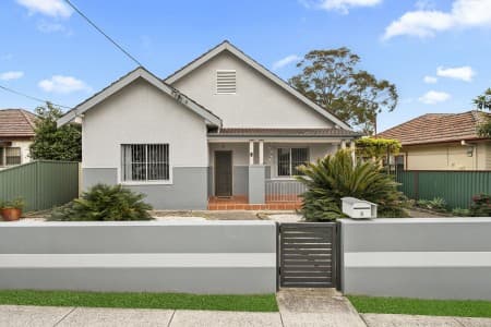 5 Bolton Street, Guildford - Image 1