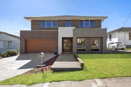 21 Hayes Road, Seven Hills - Image 1