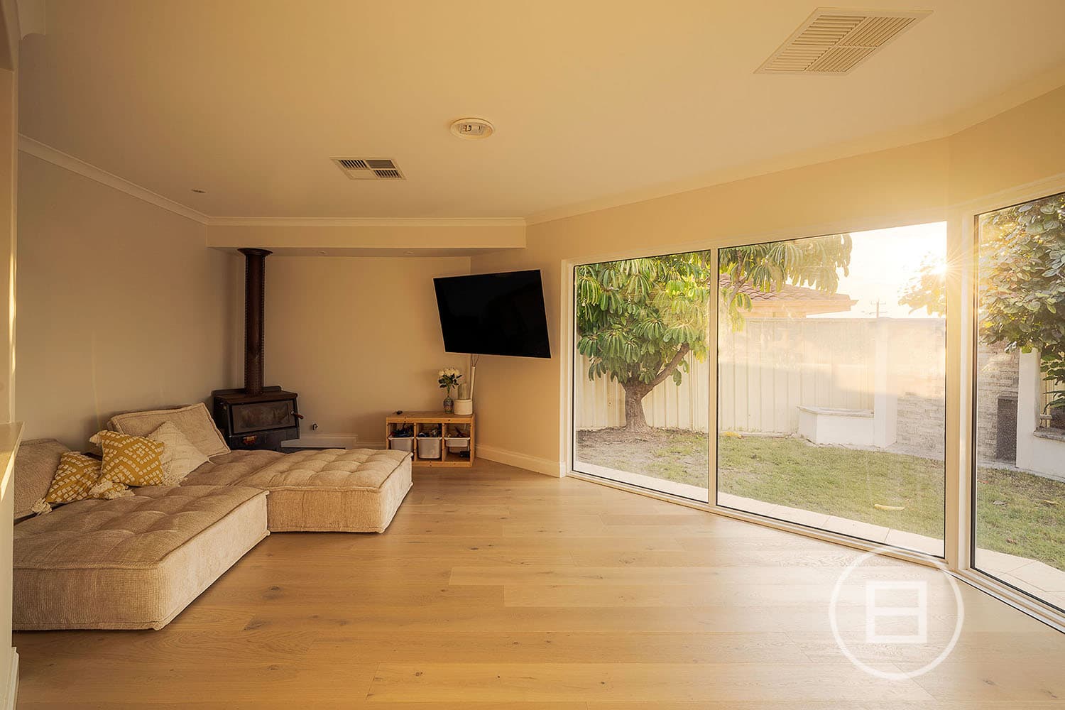3 Warringah Close, KALLAROO, WA, Kallaroo - Thumbnail 8