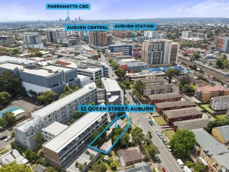 32 Queen Street, Auburn - Image 1