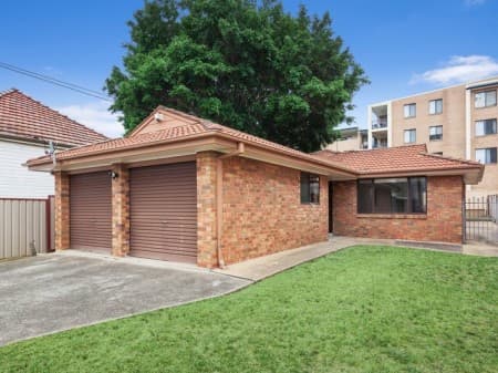 16 Mark Street, Lidcombe - Image 1