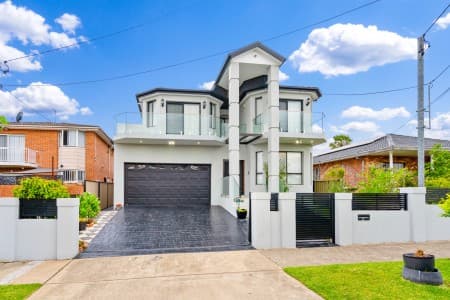 16 North Street, Auburn - Image 1