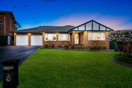 9 Amphitheatre Circuit, Baulkham Hills - Image 1