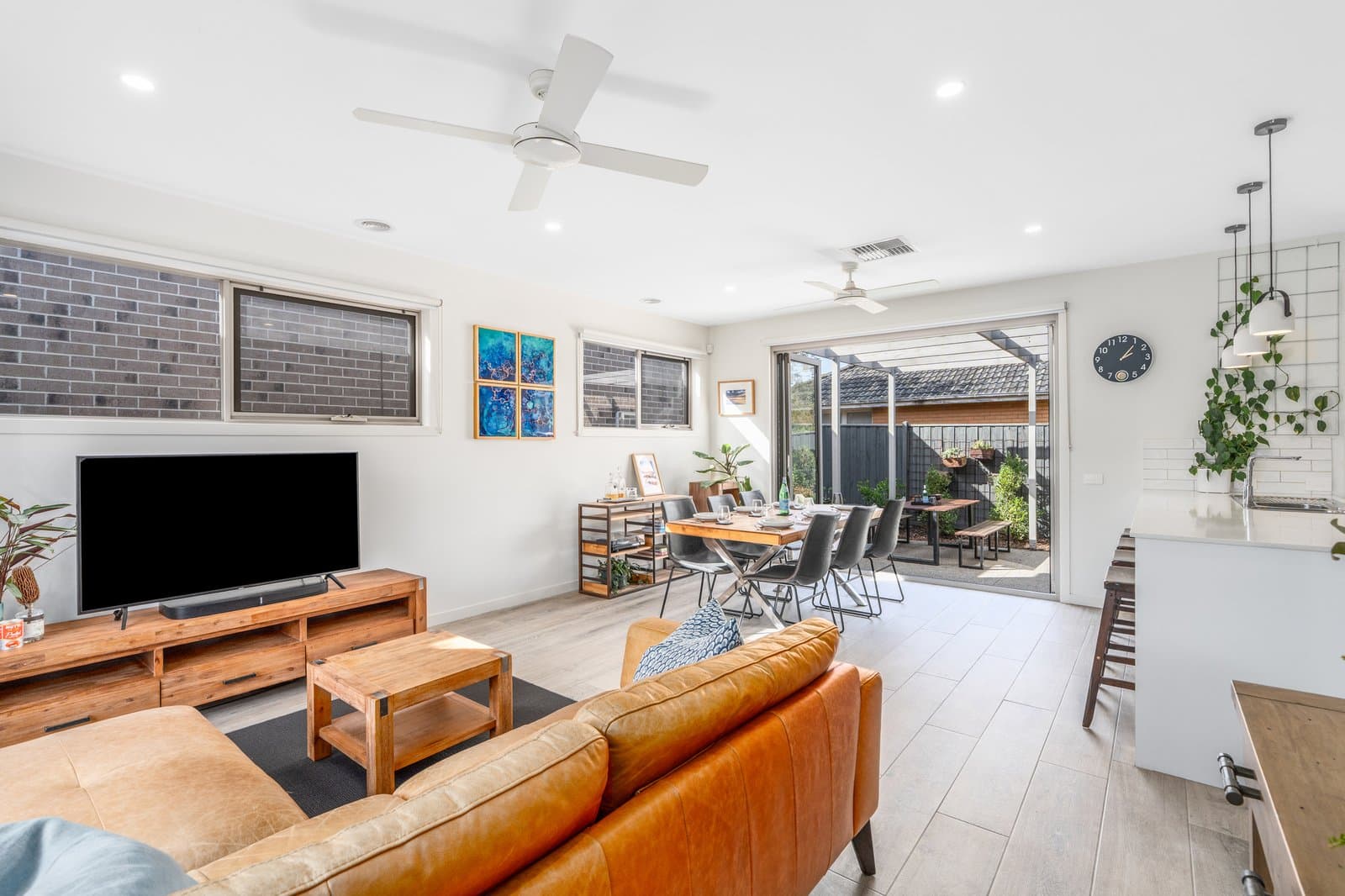 49 Johnson Street, Belmont, Belmont - Thumbnail 4