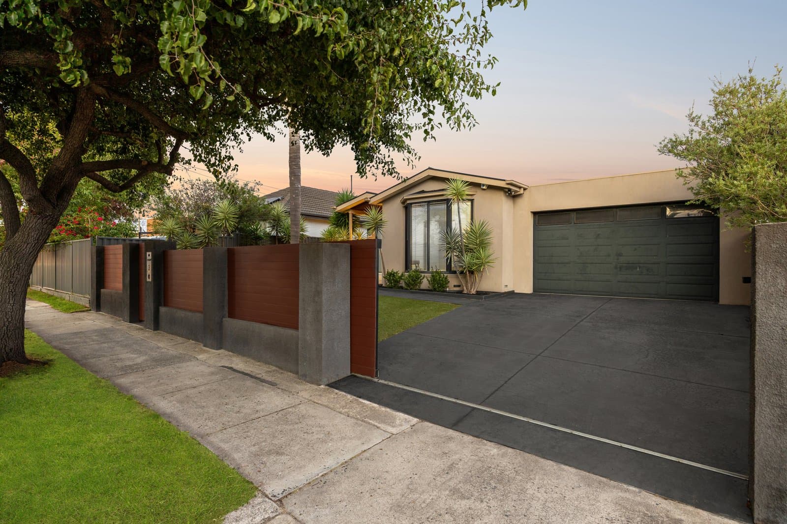 3 Pauline Avenue, Dingley Village, Dingley Village - Image 1
