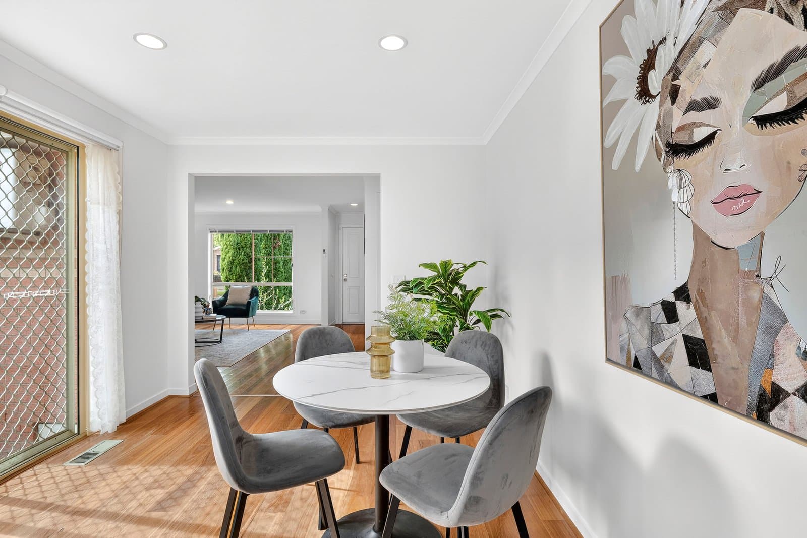 35 Kauri Grove, Glen Waverley, Glen Waverley - Thumbnail 6