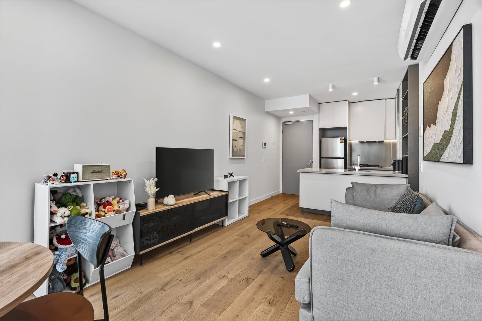 1207/301 King Street, Melbourne, Melbourne - Thumbnail 3