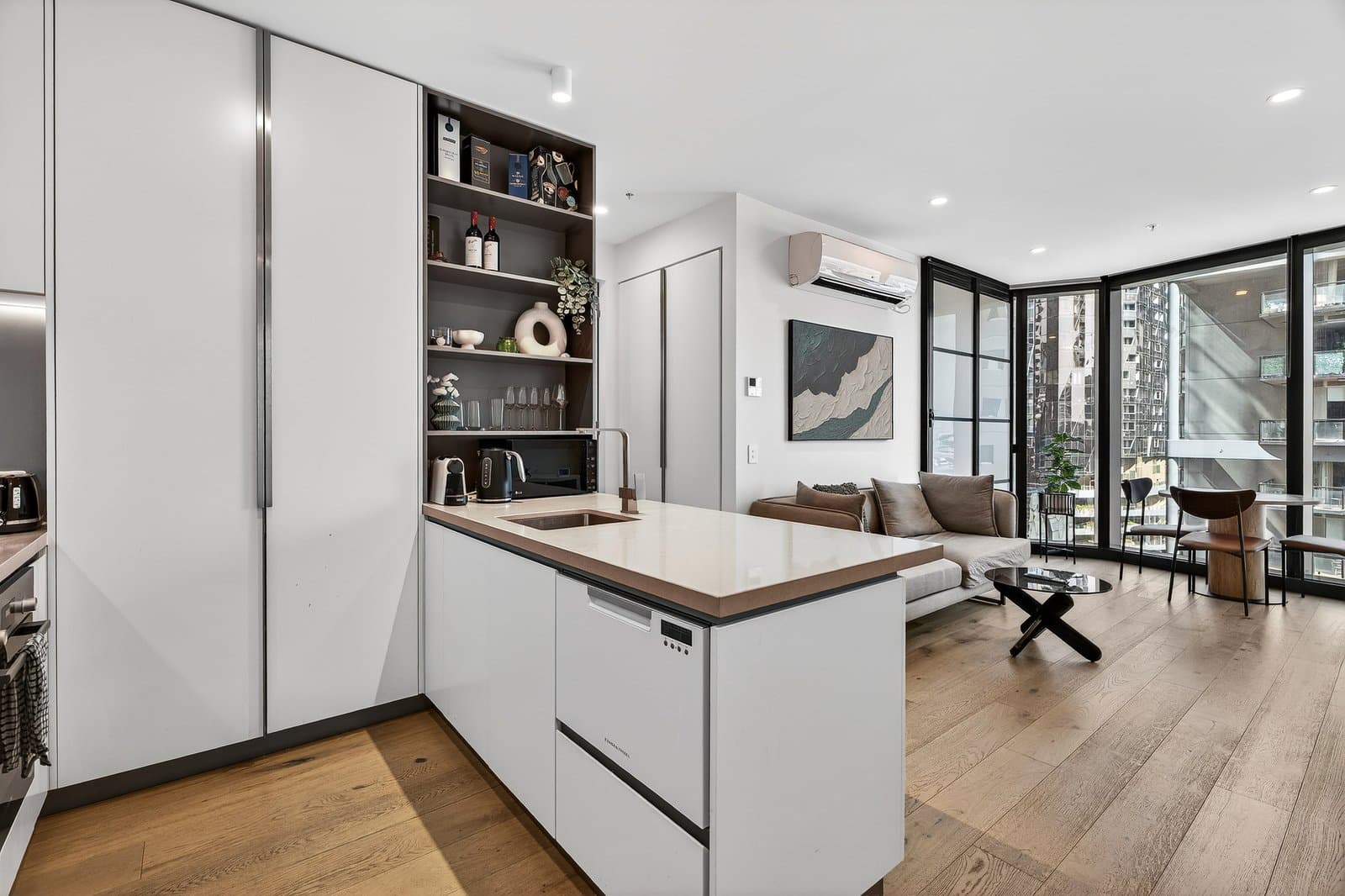 1207/301 King Street, Melbourne, Melbourne - Thumbnail 7