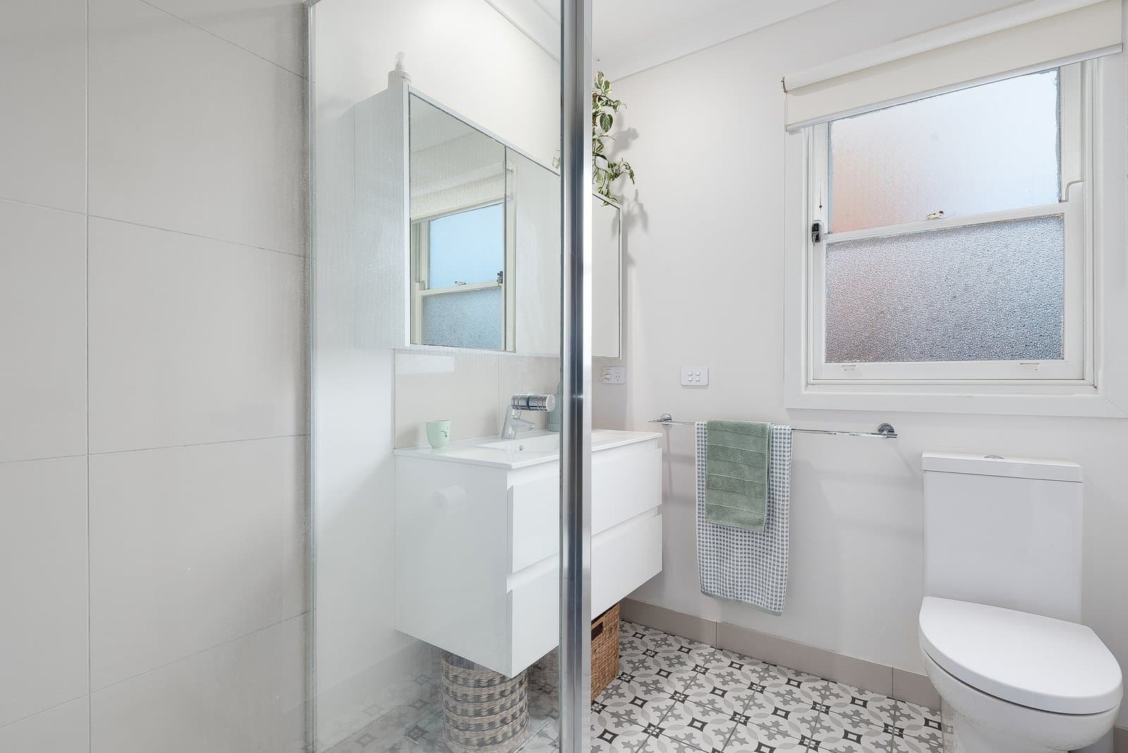 54 St Albans Road, East Geelong, East Geelong - Thumbnail 8