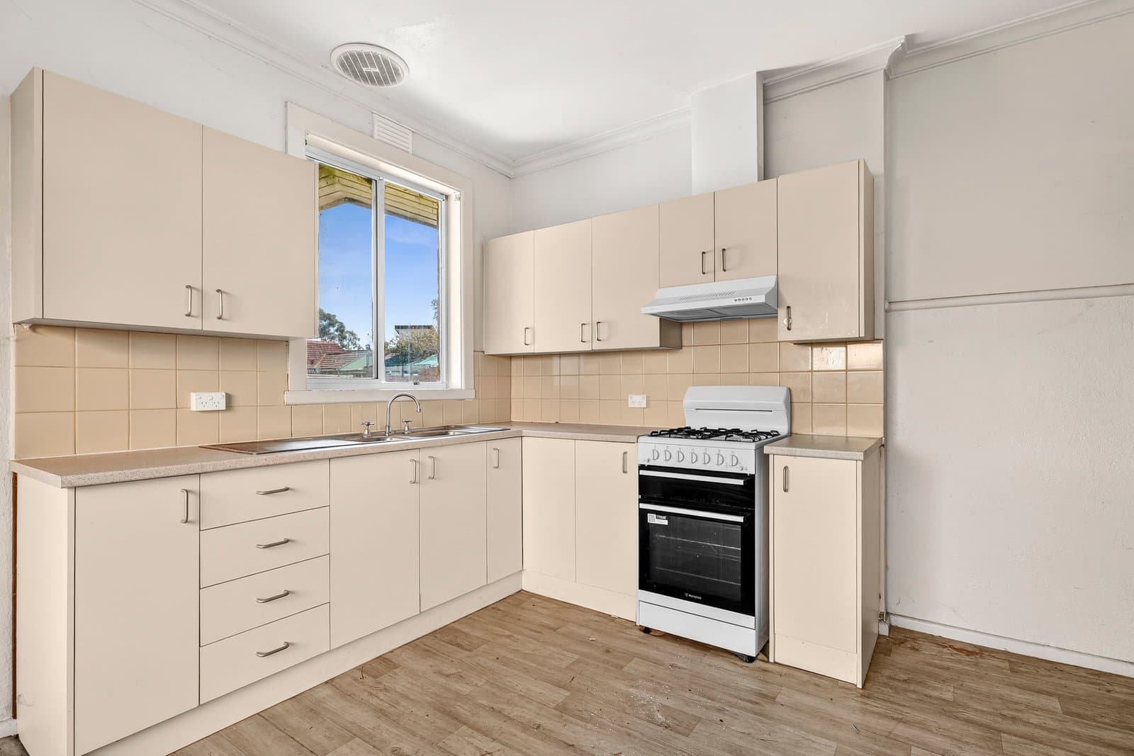 43 Keith Street, Hampton East, Hampton East - Thumbnail 2