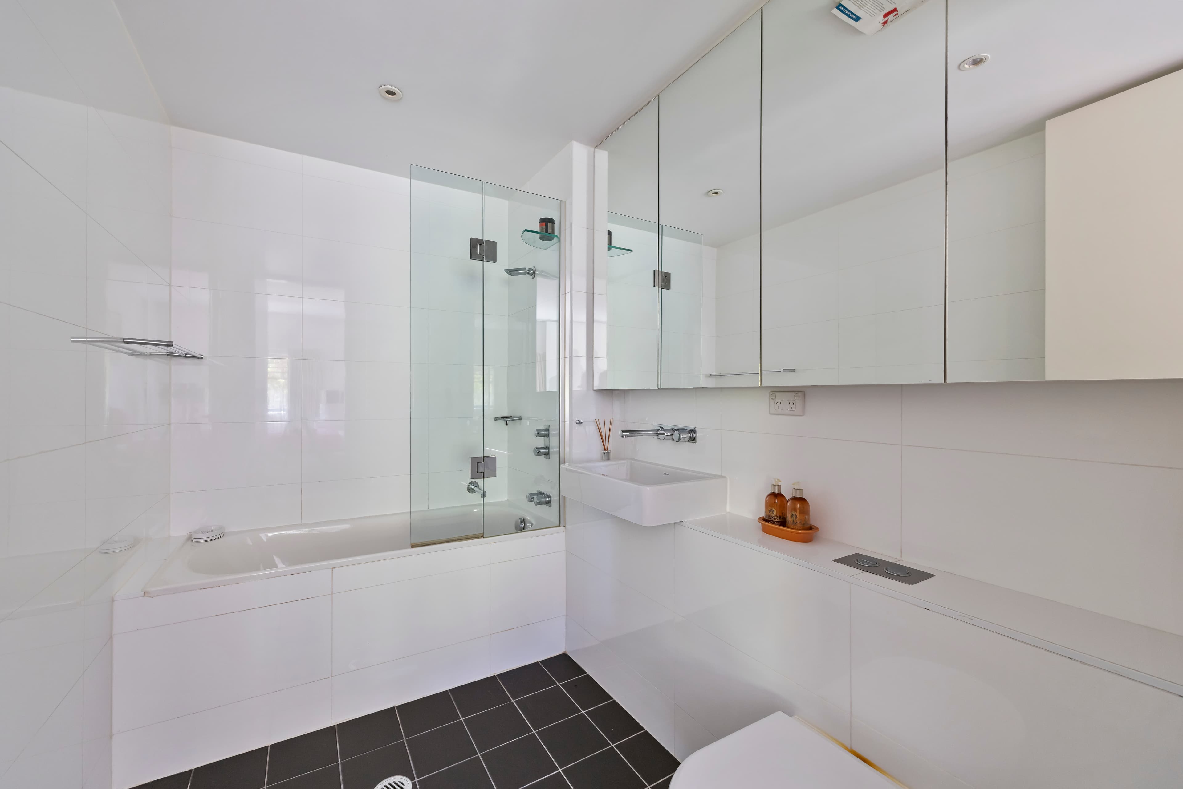 306E/103-105 Doncaster Avenue, Kensington - Thumbnail 3