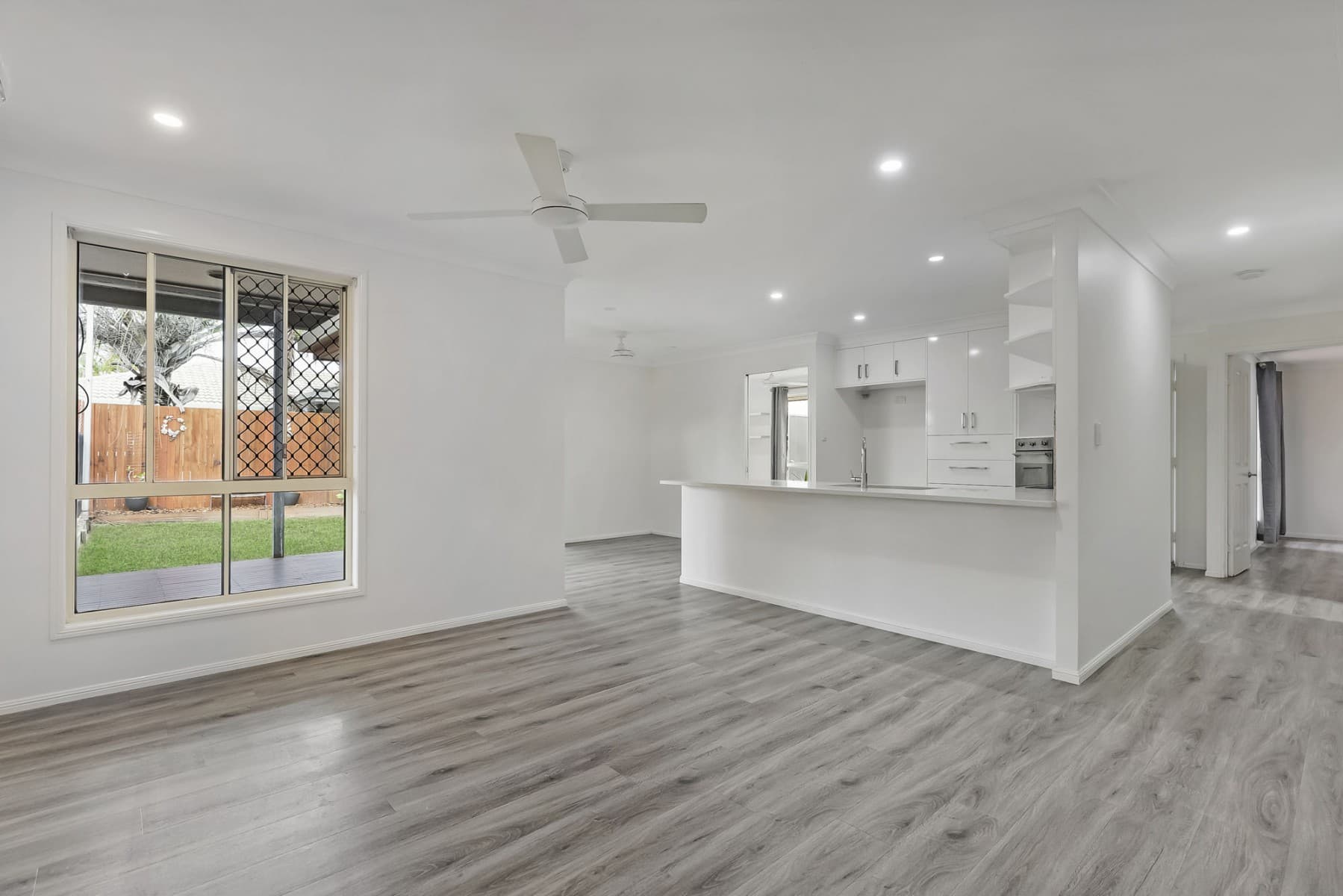 38 Spinnaker Way,
											BUCASIA, Bucasia - Thumbnail 3