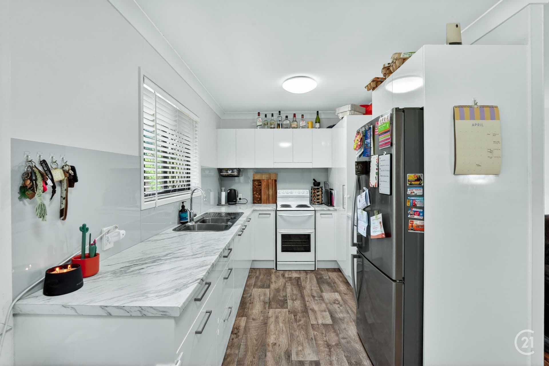6 Lupton Street, Churchill, QLD, 4305, Churchill - Thumbnail 2