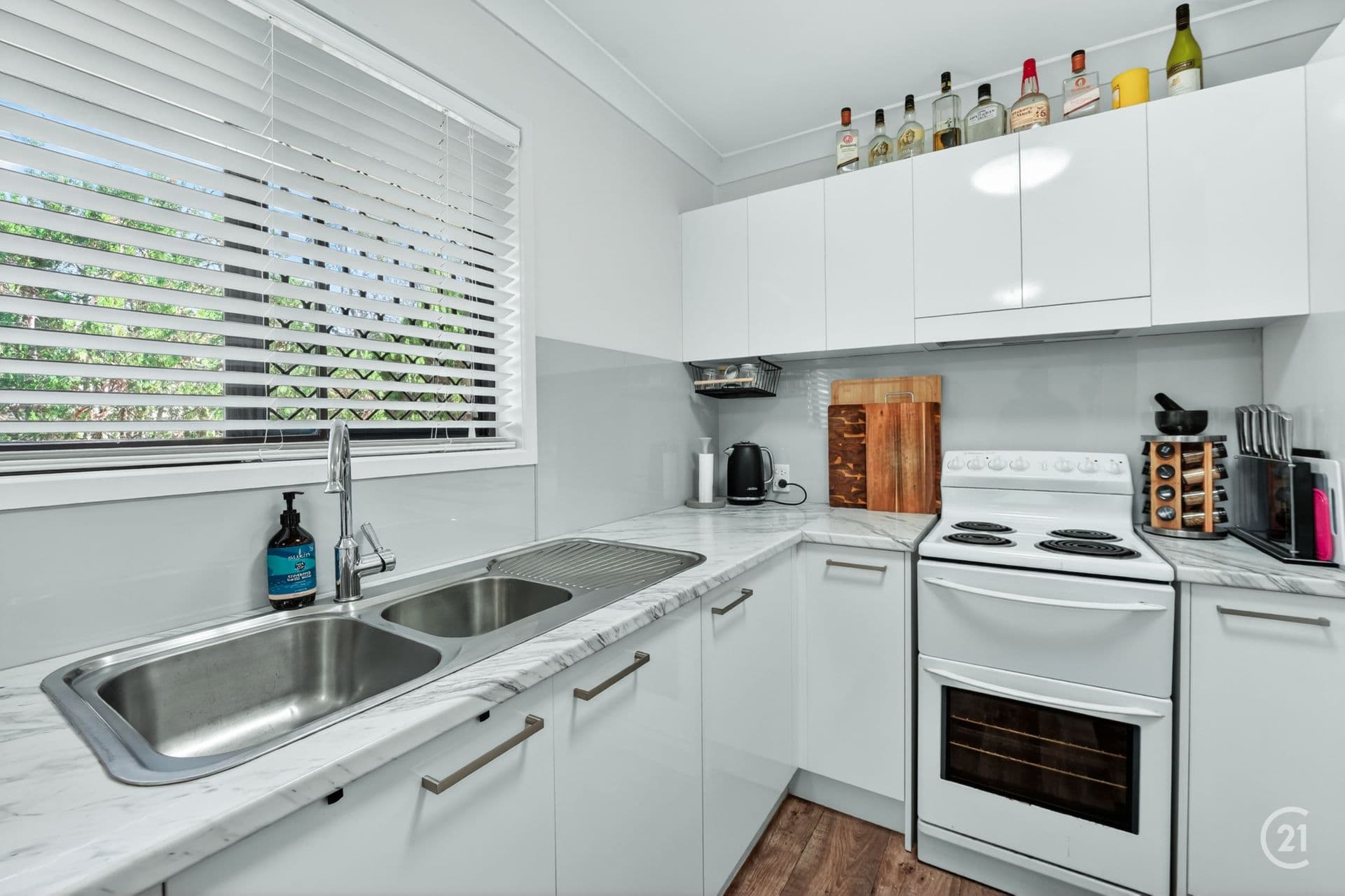 6 Lupton Street, Churchill, QLD, 4305, Churchill - Thumbnail 3