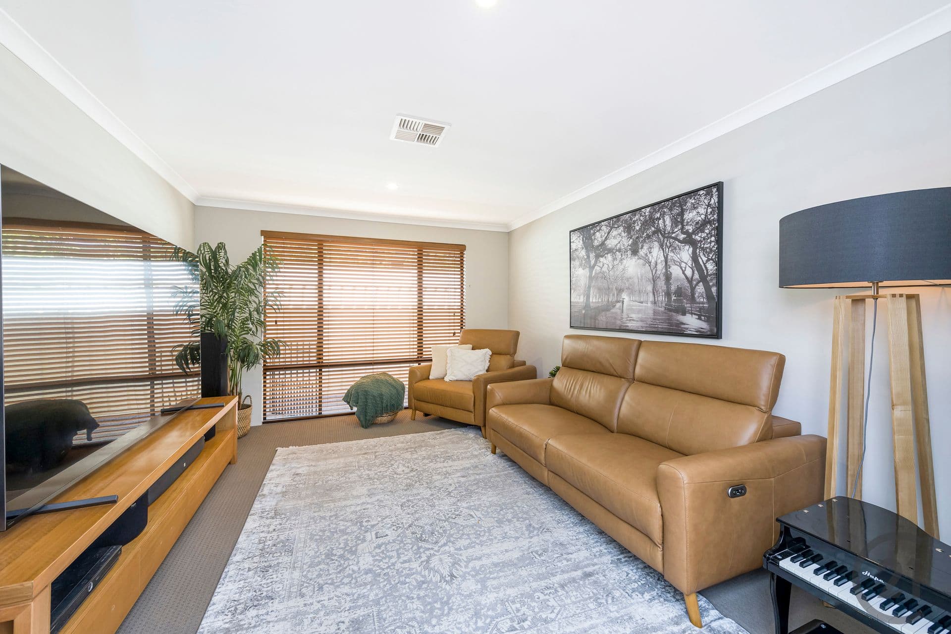 28 Hawley Way, Madora Bay, WA, 6210, Madora Bay - Thumbnail 3