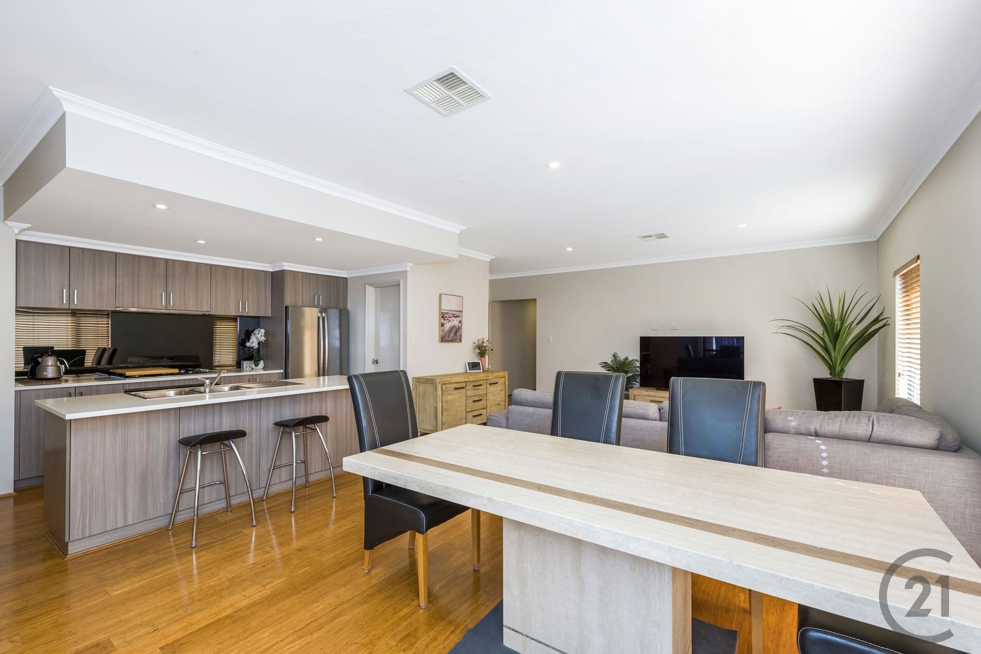 28 Hawley Way, Madora Bay, WA, 6210, Madora Bay - Thumbnail 7