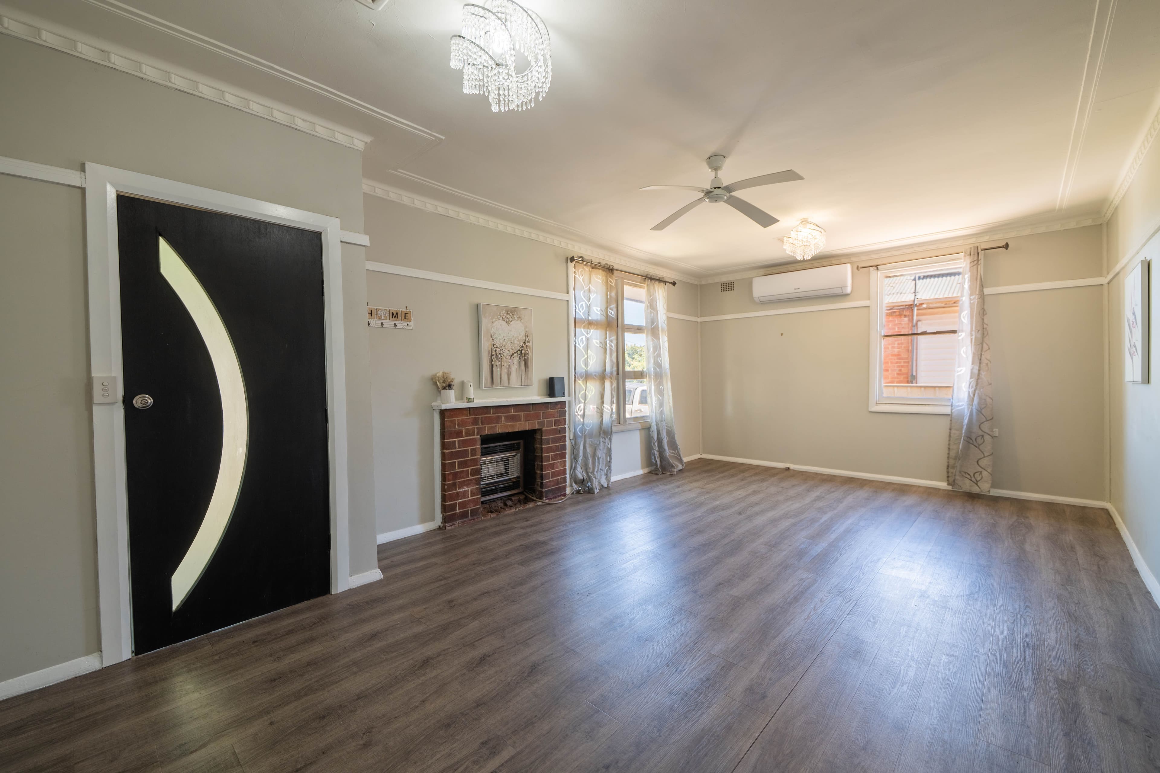 33 Conridge Street, Forbes NSW 2871, Forbes - Thumbnail 2