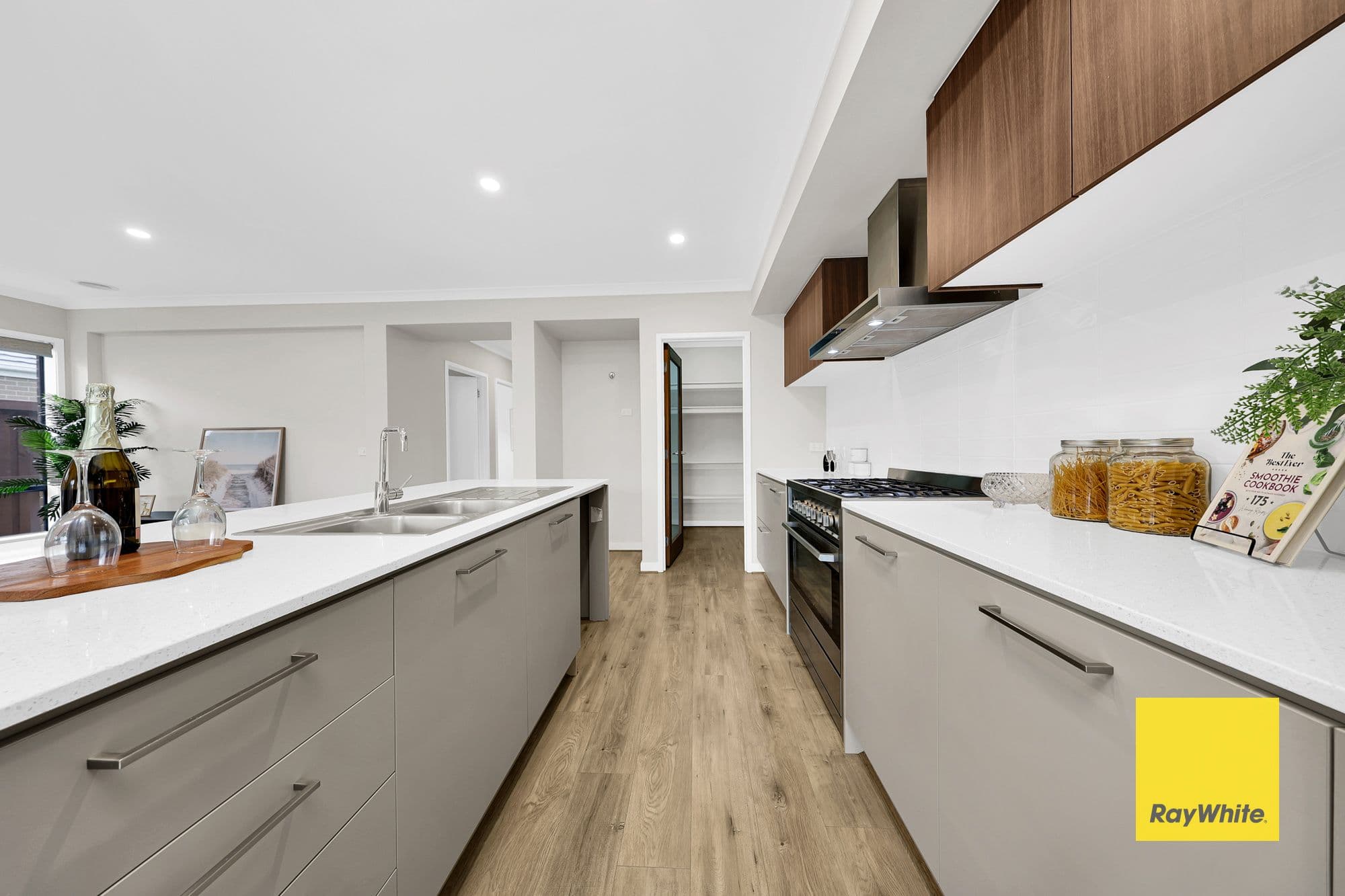 24 Brabourne Street, Mickleham VIC 3064, Mickleham - Thumbnail 4