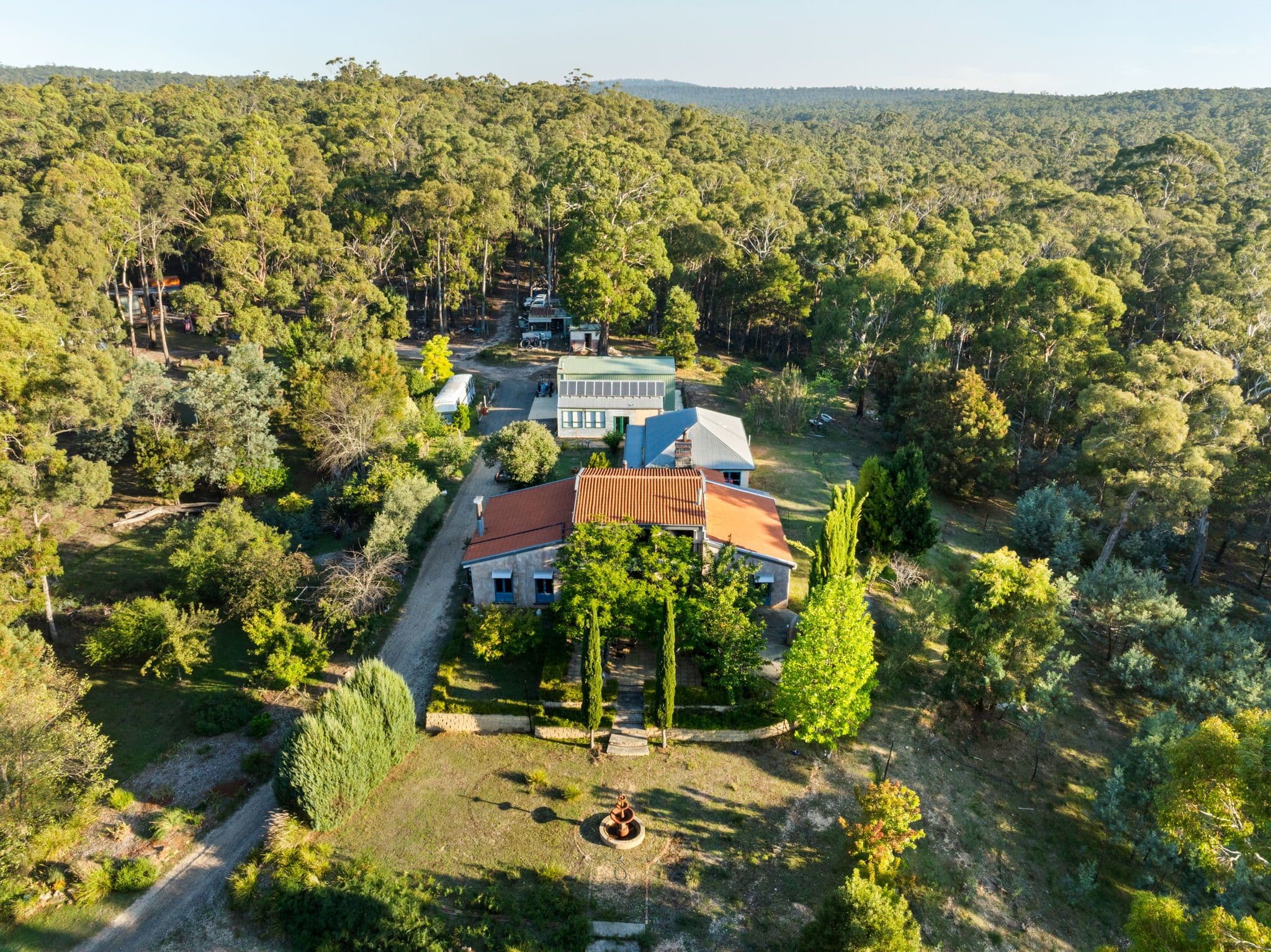90 Henrys Road, Glenlyon VIC 3461, Glenlyon - Thumbnail 5