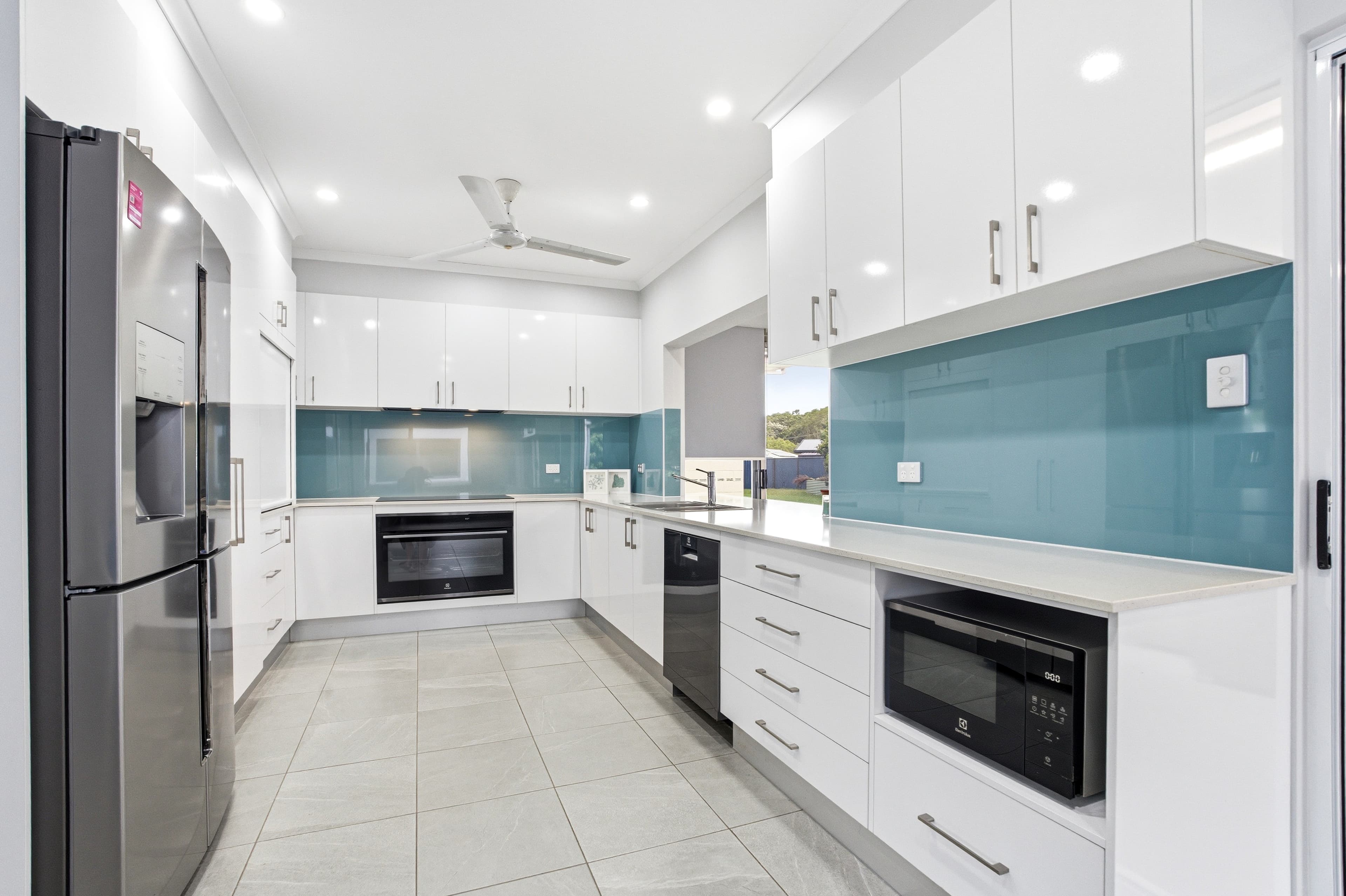 12 Illich Street, Kurrimine Beach - Thumbnail 7