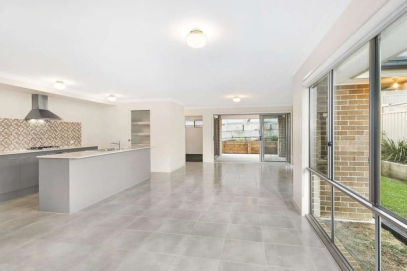 169 Johns Road, Wadalba, Wadalba - Thumbnail 3
