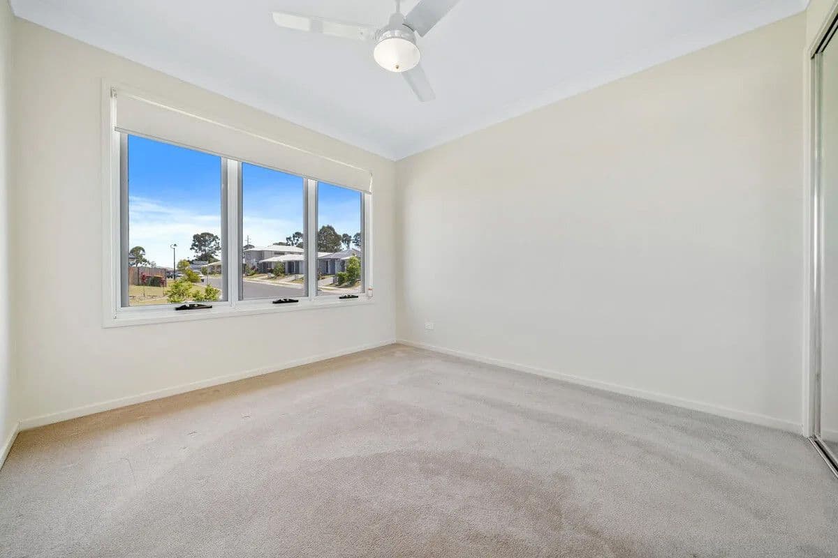 2 Palmeri Street, Logan Reserve QLD 4133, Logan Reserve - Thumbnail 5