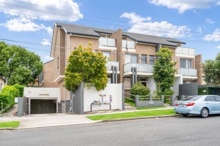 7/35-37 Elsham Road, Auburn - Image 1