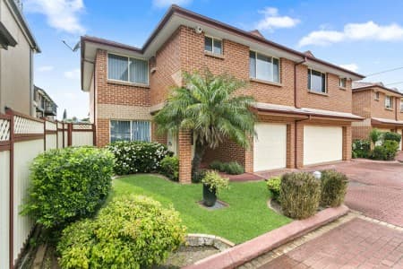 6/19-21 Mountford Avenue, Guildford - Image 1
