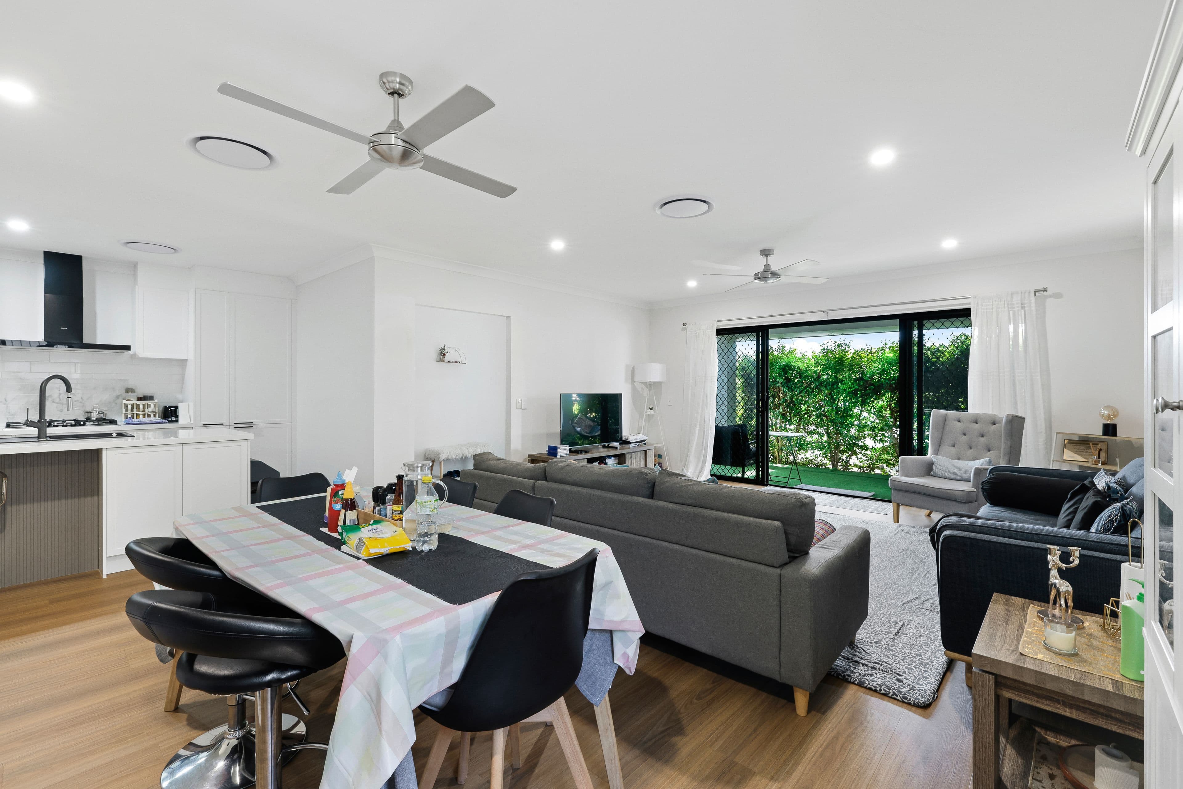 2/4 Hiva Court, Oxenford QLD 4210, Oxenford - Thumbnail 7