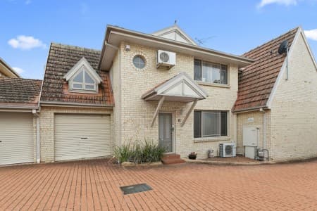 6/21-23 Yeend Street, Merrylands - Image 1