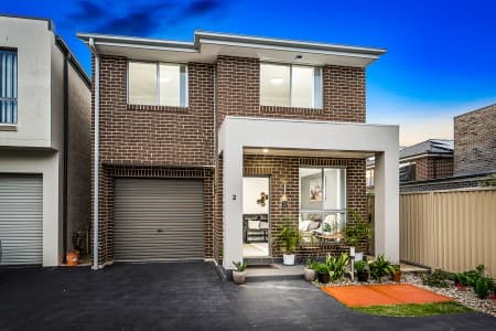 2 Duff Glade, Schofields - Image 1