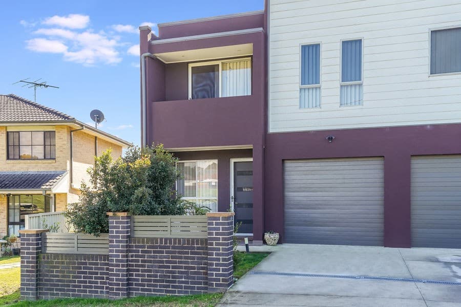 10/1 Lang Road, Casula - Image 1