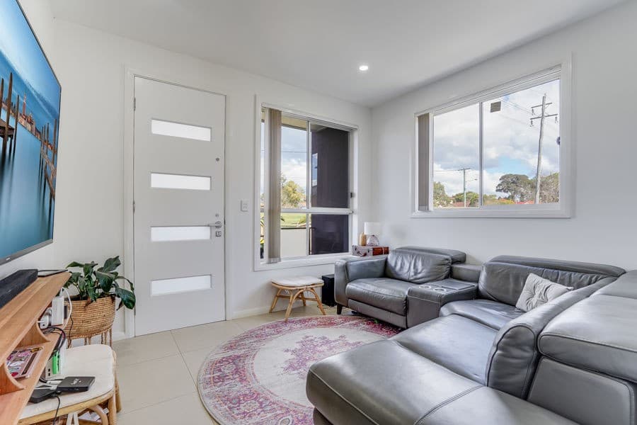 10/1 Lang Road, Casula - Thumbnail 2