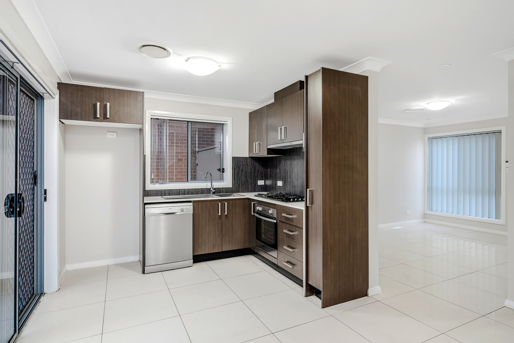 6/18 Ramona Street, Quakers Hill - Thumbnail 4