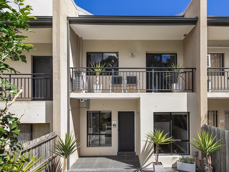 3/8-16 Virginia Street, Rosehill - Image 1