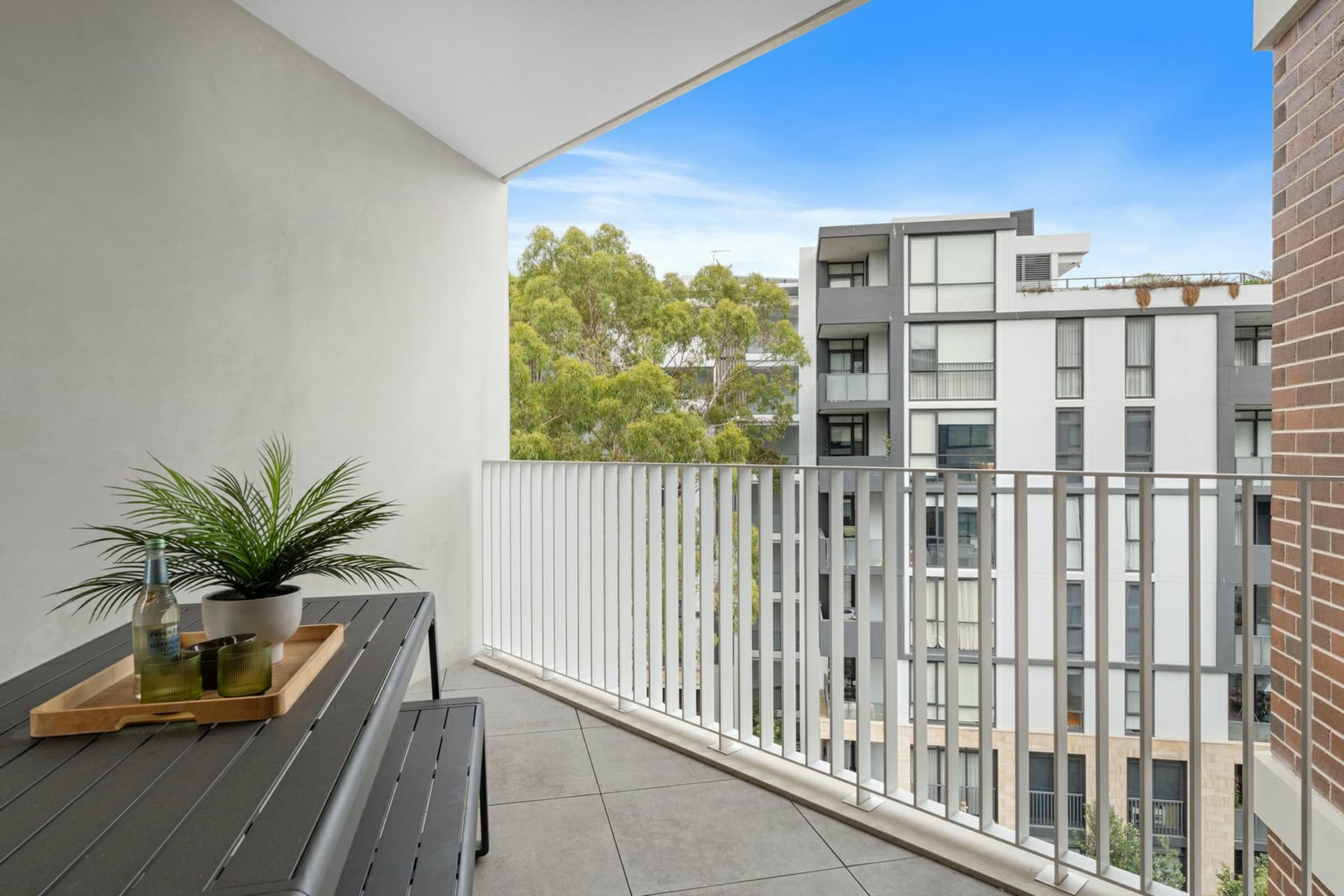 Apartment 607/5 Regent Street, Petersham, Petersham - Thumbnail 2