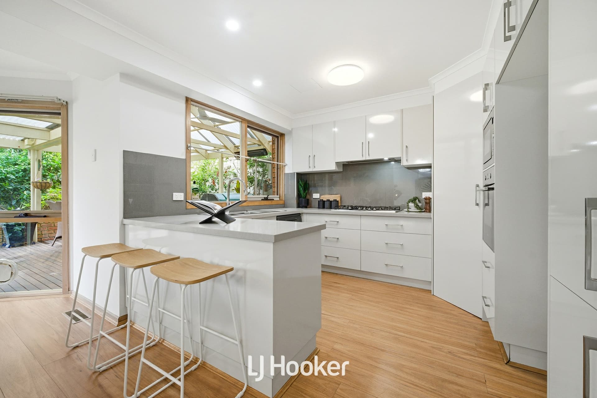 6 Dunster Court, Endeavour Hills, Endeavour Hills - Thumbnail 8