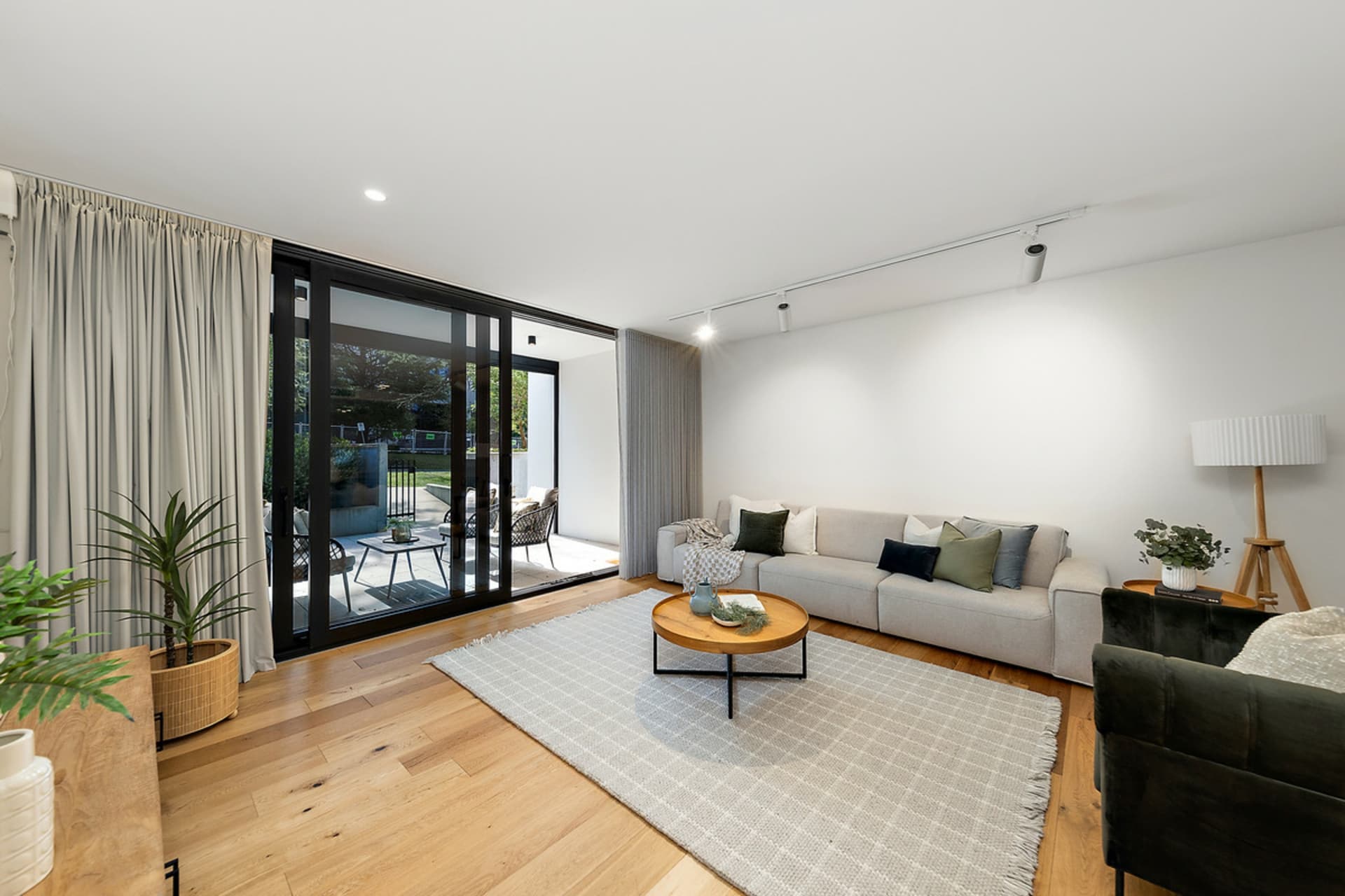 1/22 Canberra Avenue, Forrest, Forrest - Thumbnail 5