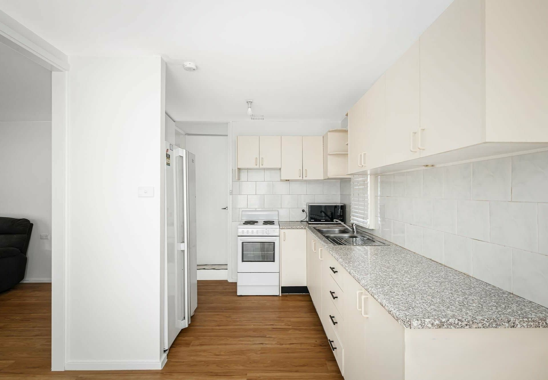 11 Upton Pl, Bonnyrigg, Bonnyrigg - Thumbnail 5