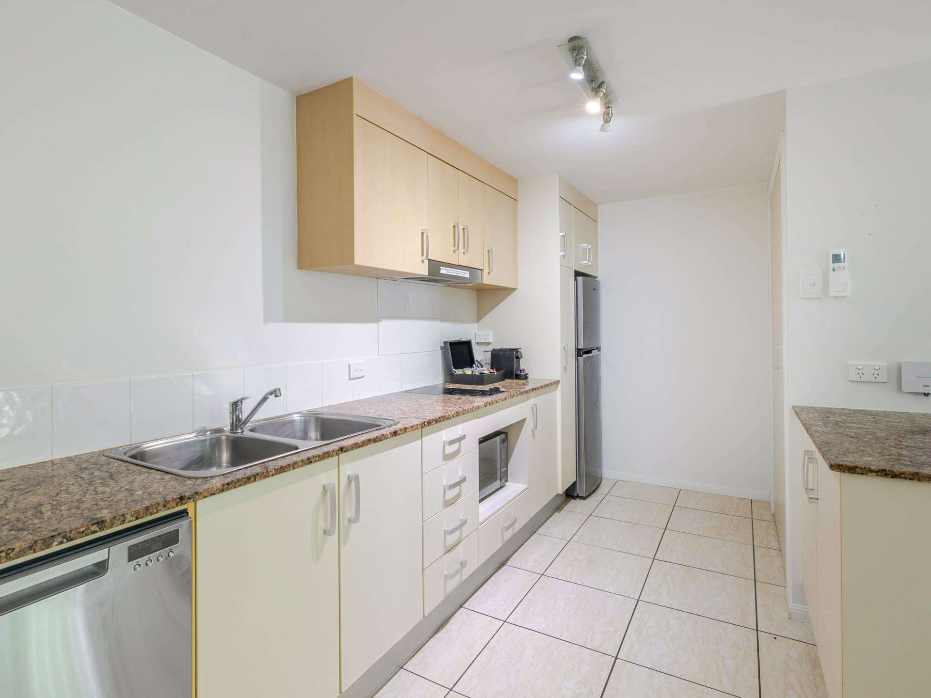 25/3-5 Davidson Street, Port Douglas, Port Douglas - Thumbnail 7