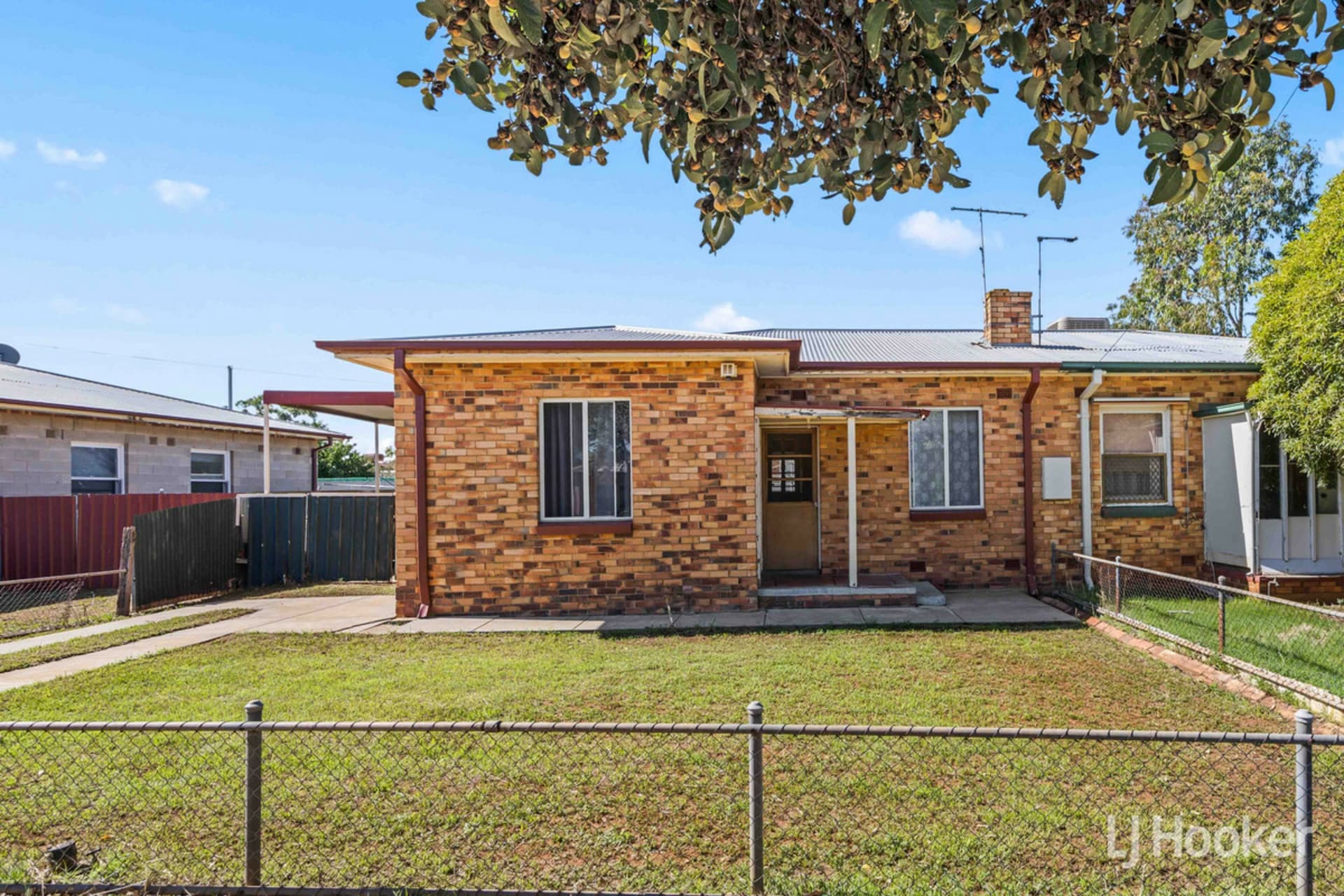 4 Hocking Street, Elizabeth Downs, Elizabeth Downs - Thumbnail 2