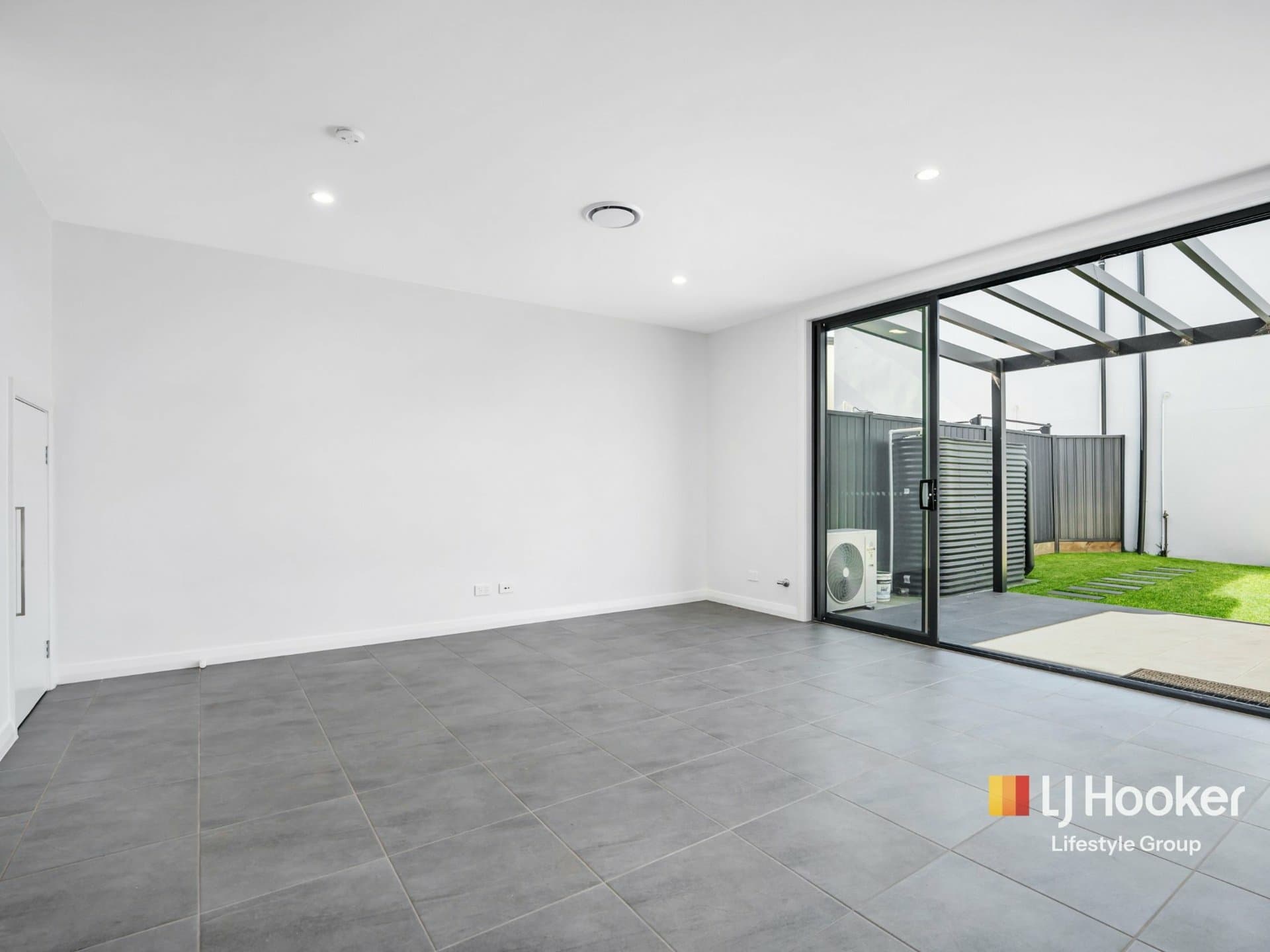 90 Dransfield Drive, Oran Park, Oran Park - Thumbnail 4