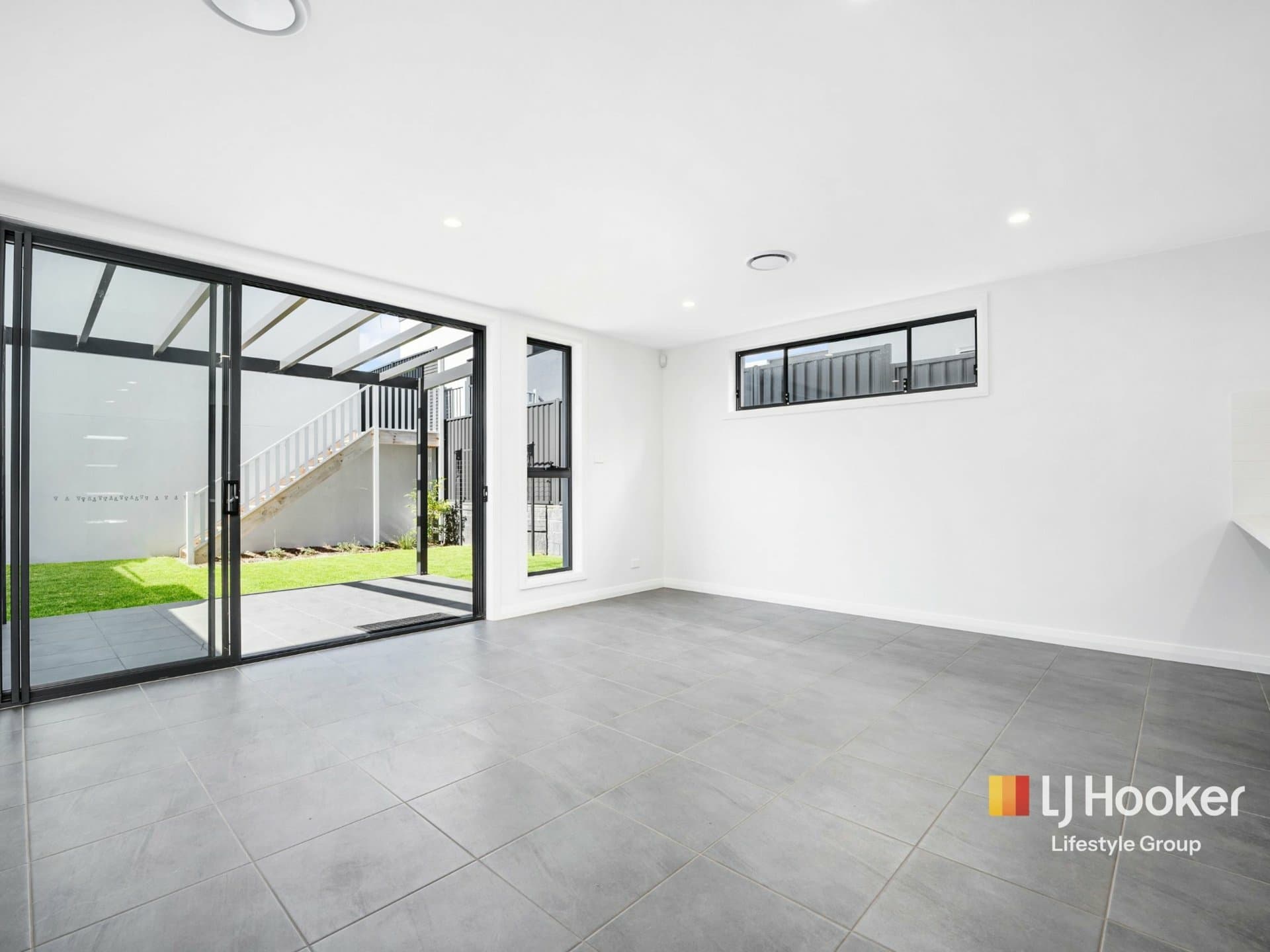 90 Dransfield Drive, Oran Park, Oran Park - Thumbnail 5